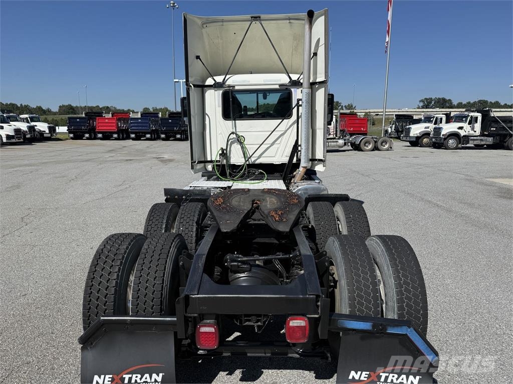 Mack AN64T وحدات الجر