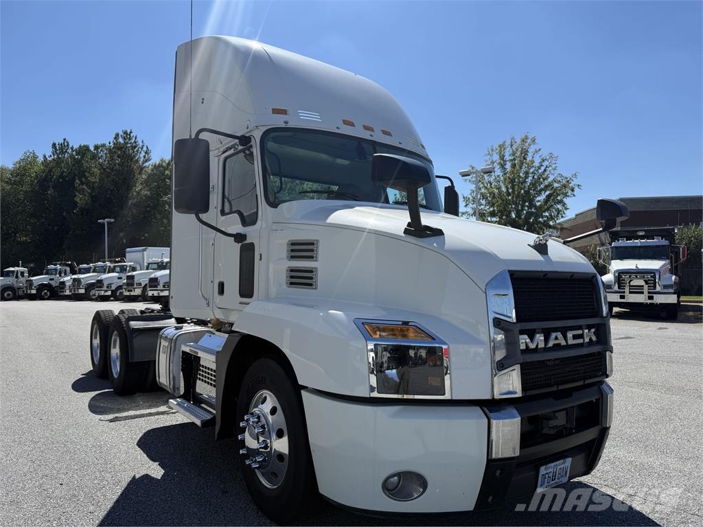 Mack AN64T وحدات الجر