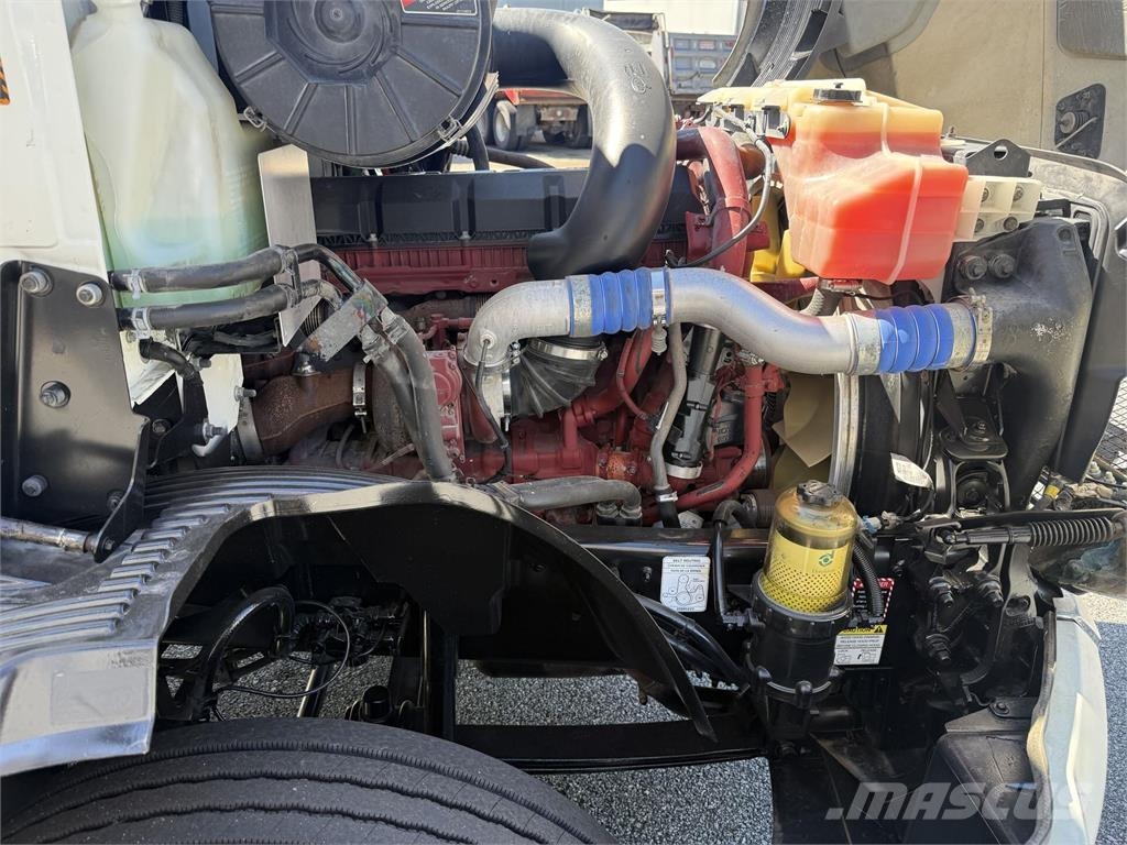 Mack AN64T وحدات الجر