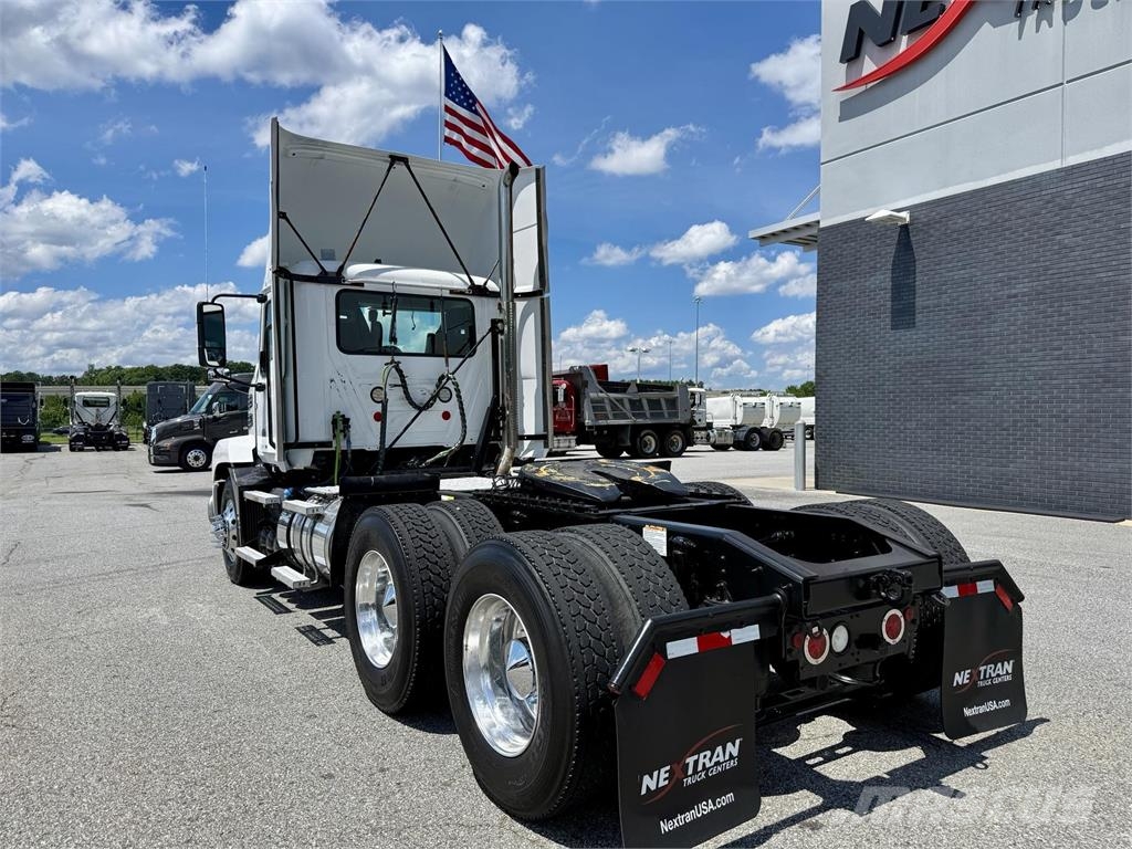 Mack AN64T Prime Movers