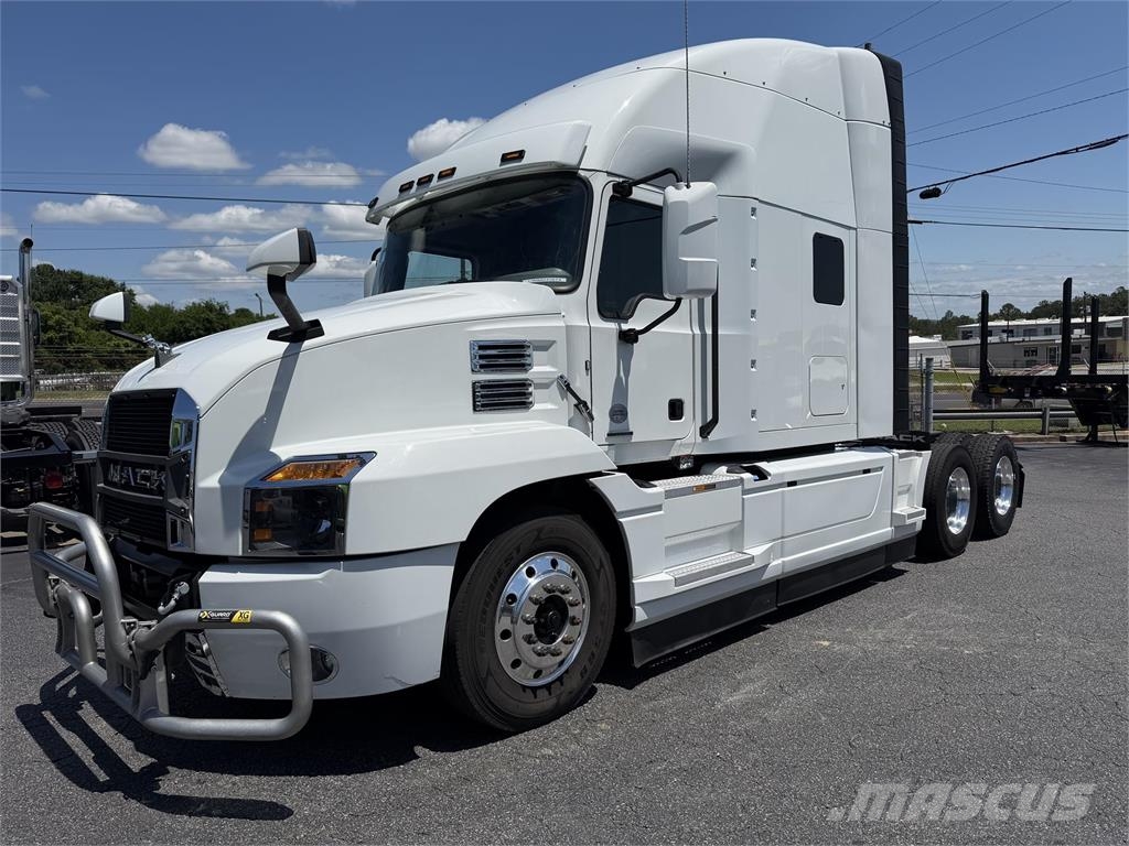 Mack AN64T Prime Movers