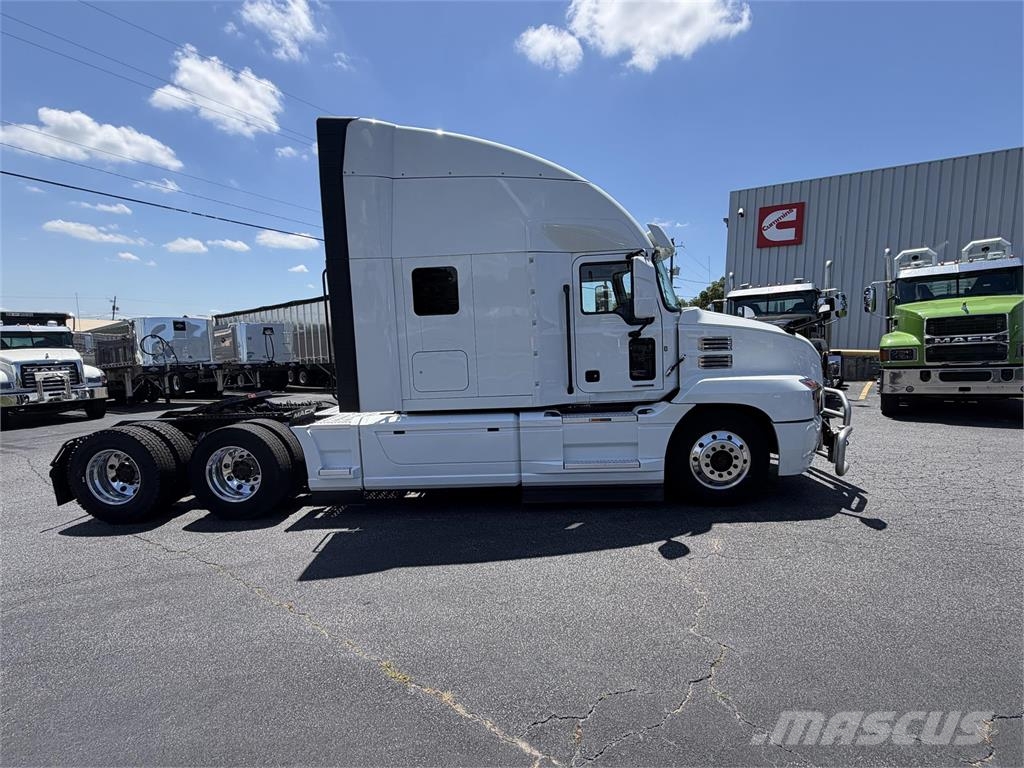 Mack AN64T Prime Movers