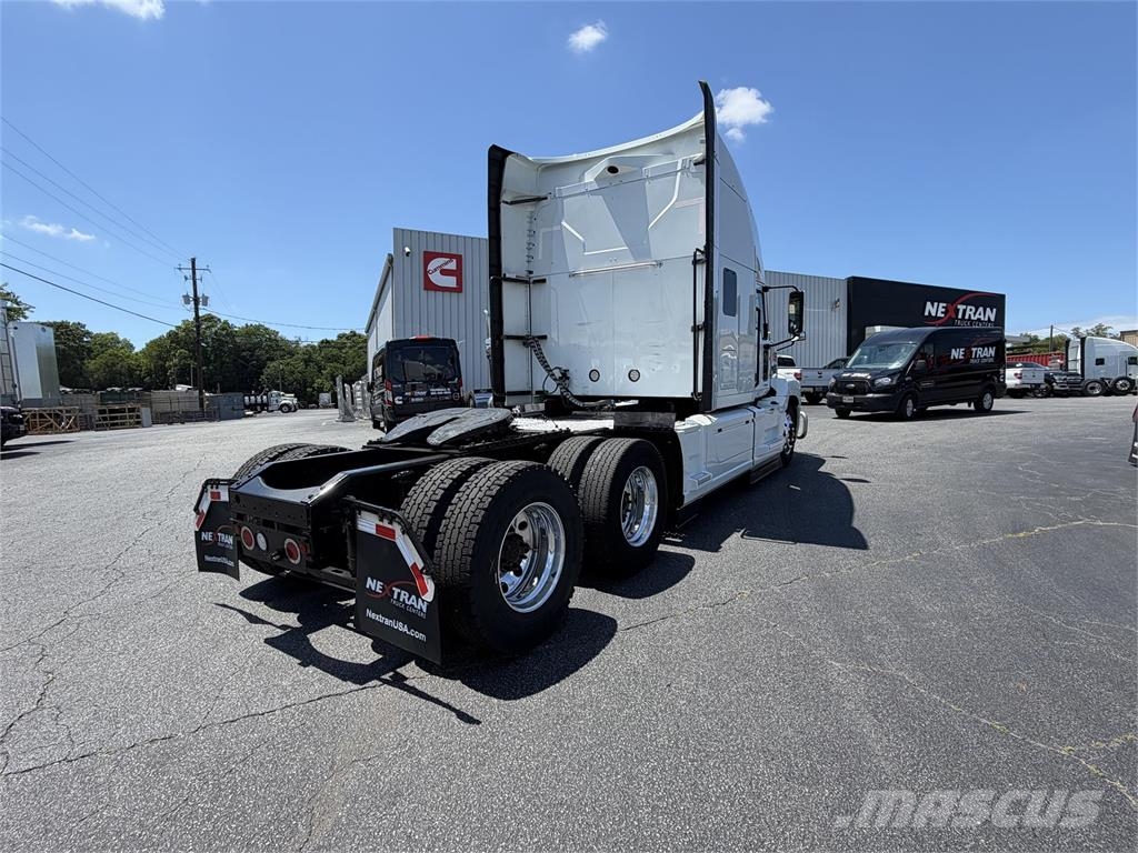 Mack AN64T Prime Movers