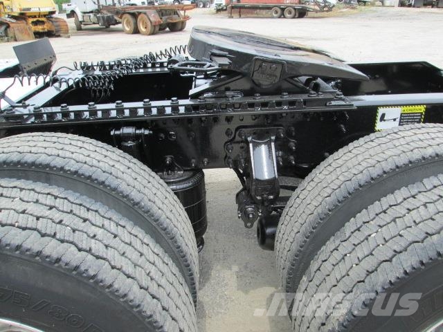 Mack AN64T Sattelzugmaschinen