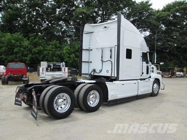 Mack AN64T Sattelzugmaschinen