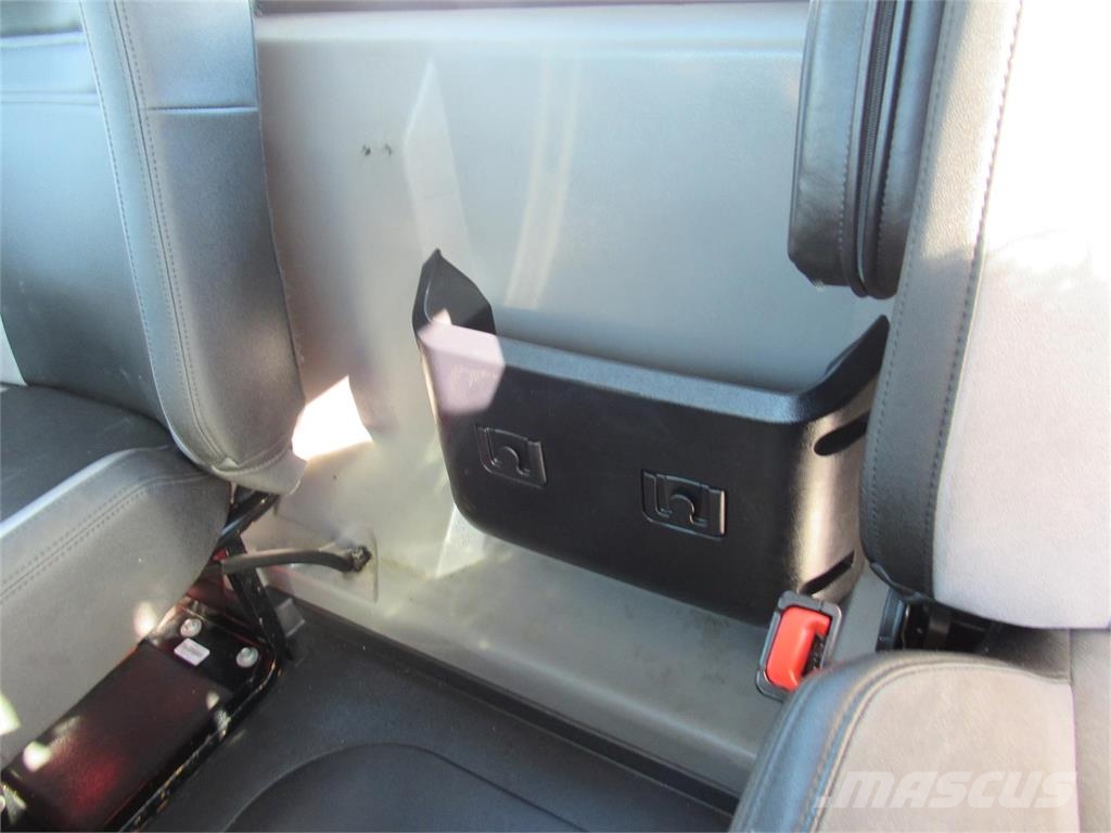 Mack AN64T DAYCAB Седельные тягачи