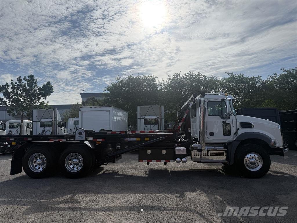 Mack GR64B Otros camiones