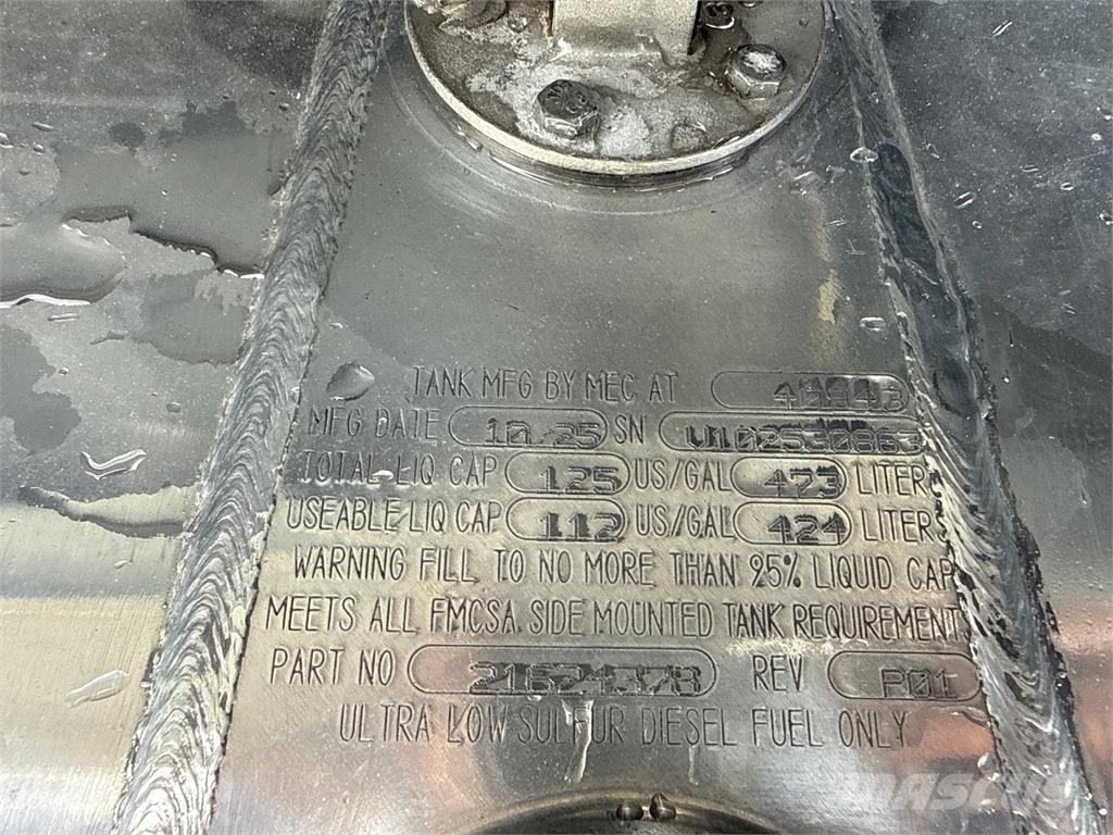 Mack GR64BR Camiones bañeras basculantes o volquetes
