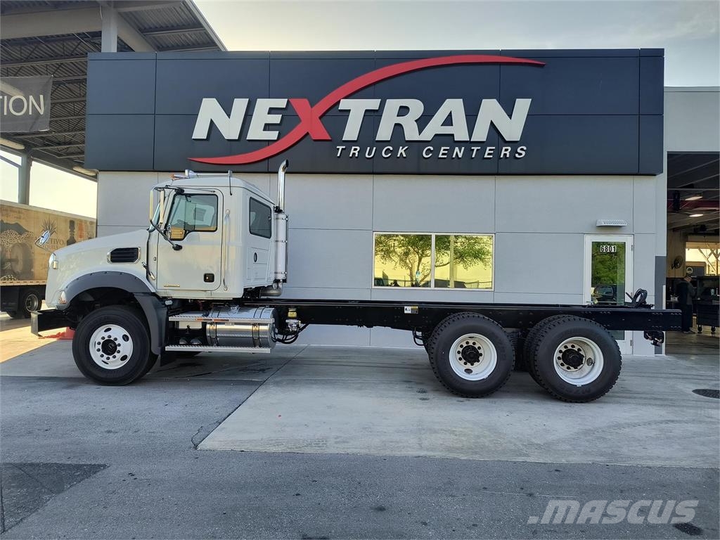 Mack GR64BX Bañeras basculantes usadas