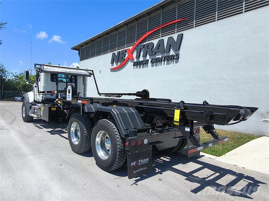 Mack GR64F Otros camiones