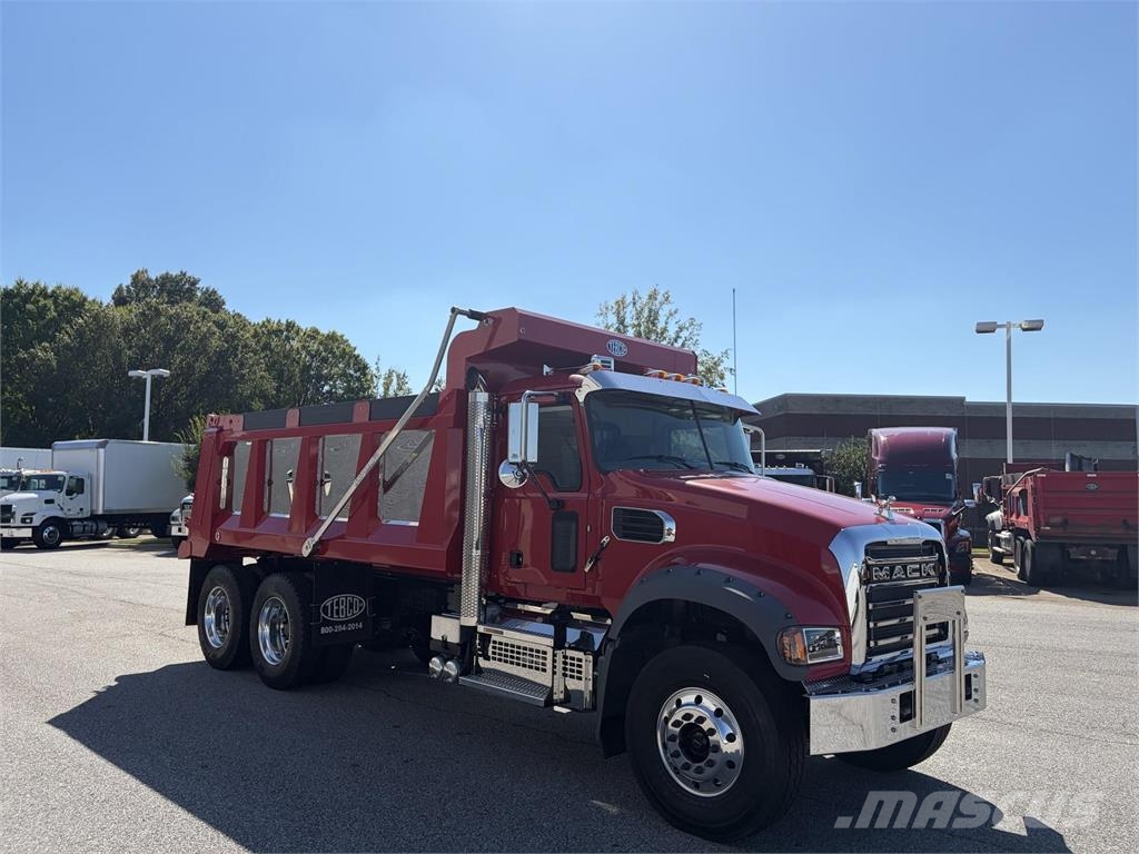 Mack GR64F Sora- ja kippiautot