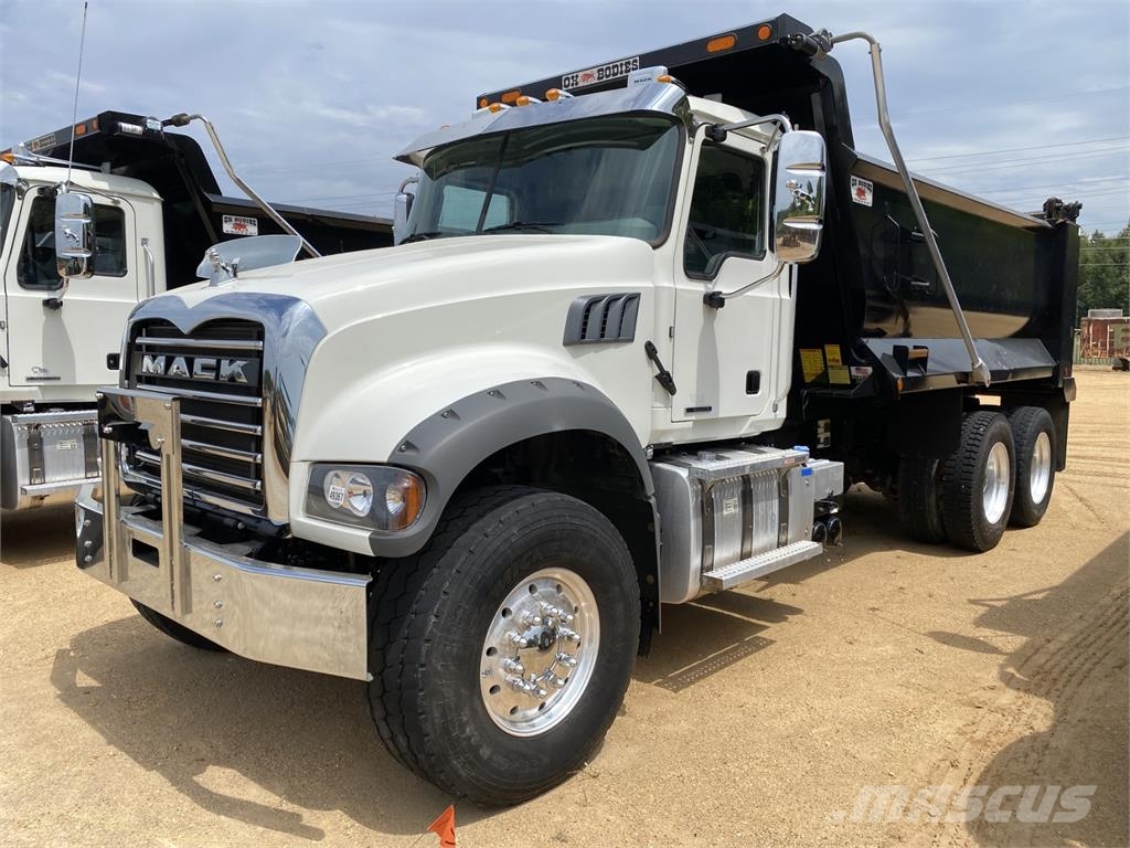 Mack GR64F Самосвал