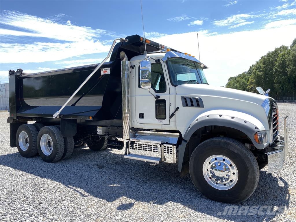 Mack GR64F Самосвал