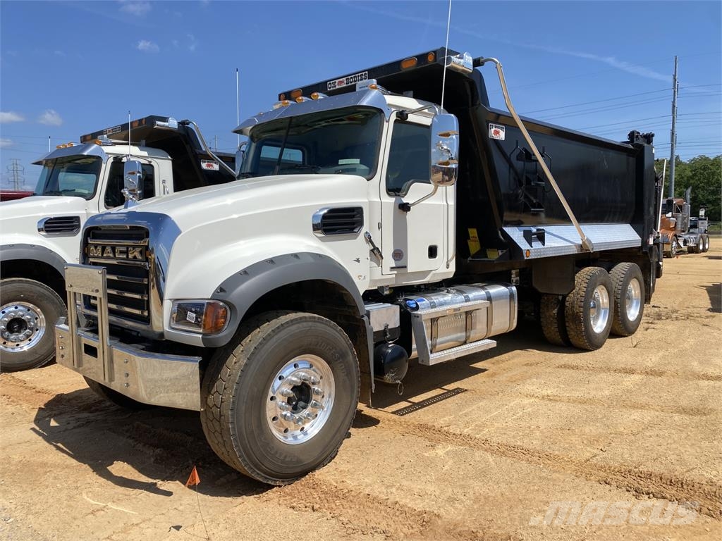 Mack GR64F Самосвал