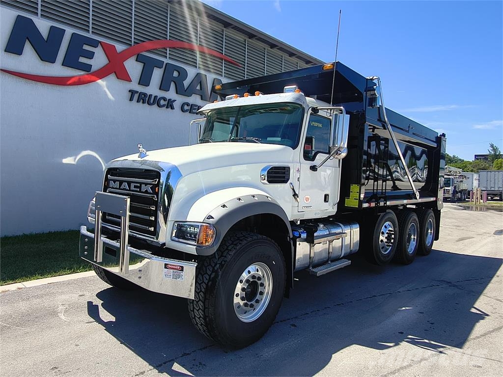 Mack GR84F 傾卸式卡車