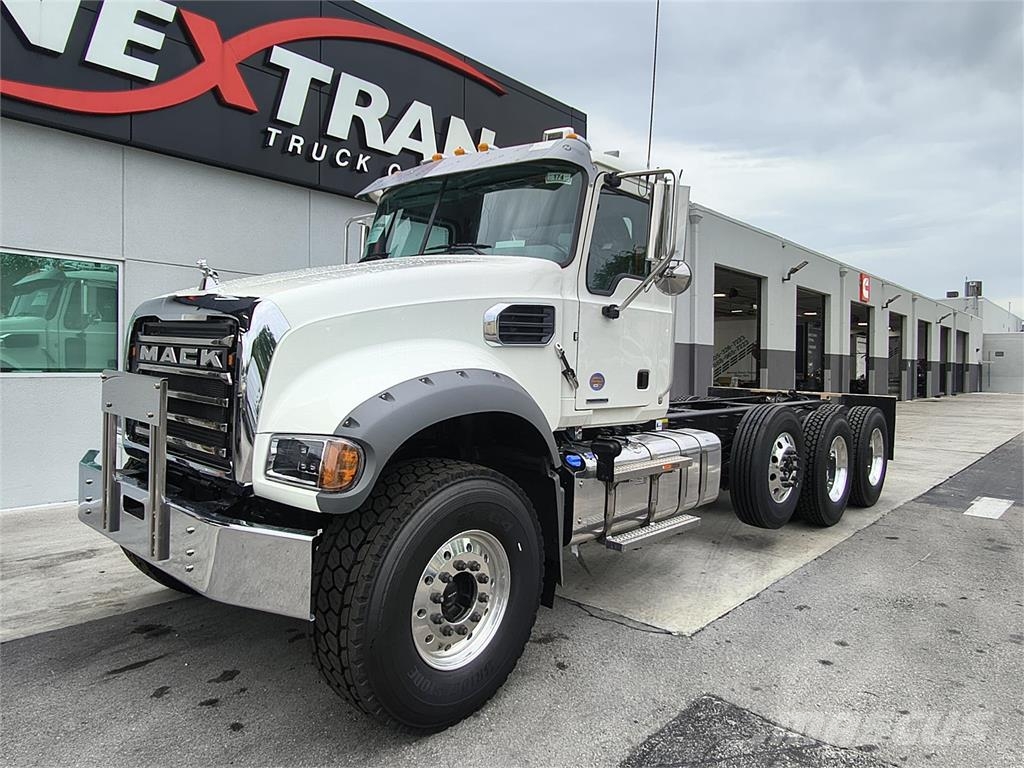 Mack GR84F 傾卸式卡車