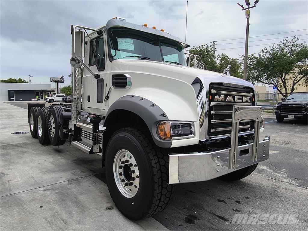 Mack GR84F 傾卸式卡車