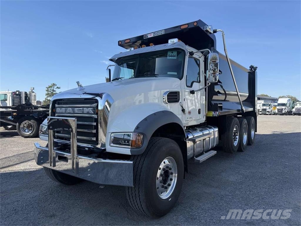 Mack GR84F 傾卸式卡車