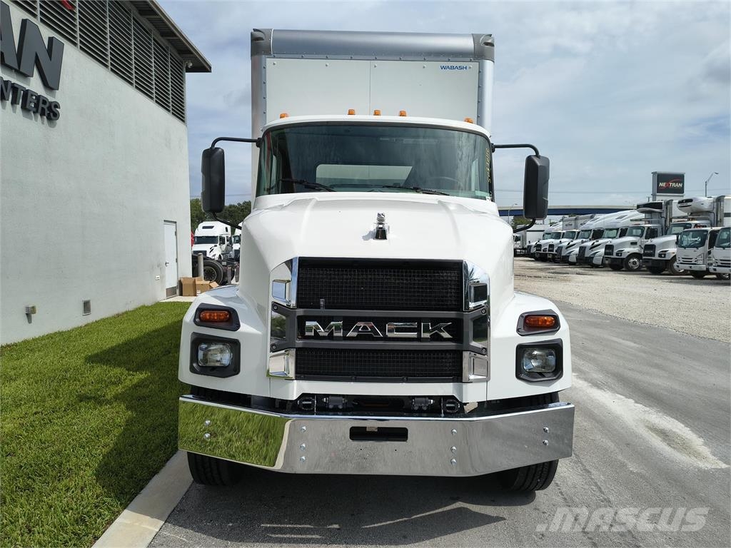 Mack MD6 42R Camion Fourgon