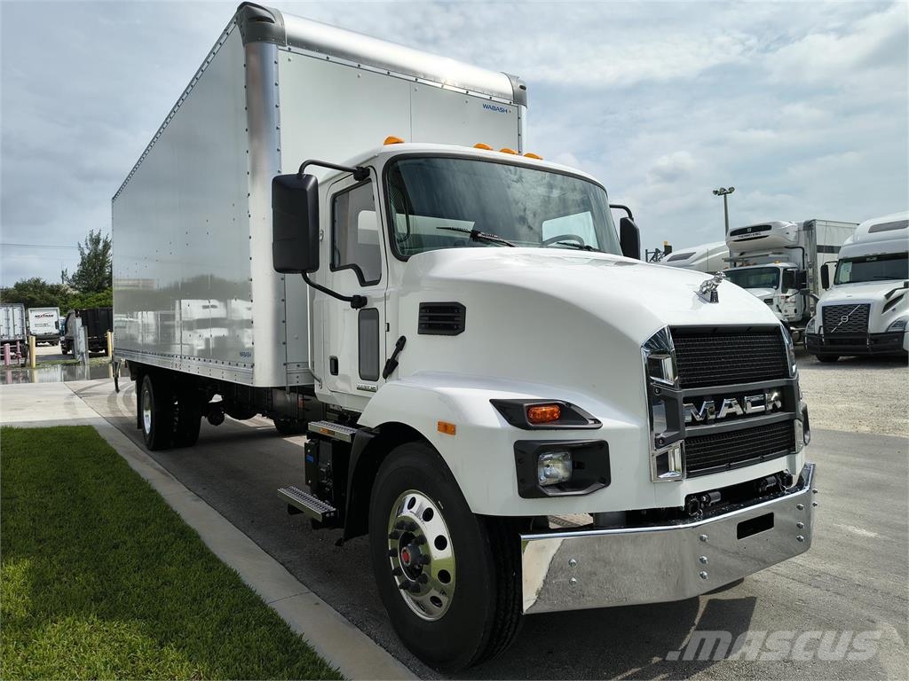 Mack MD6 42R Camion Fourgon