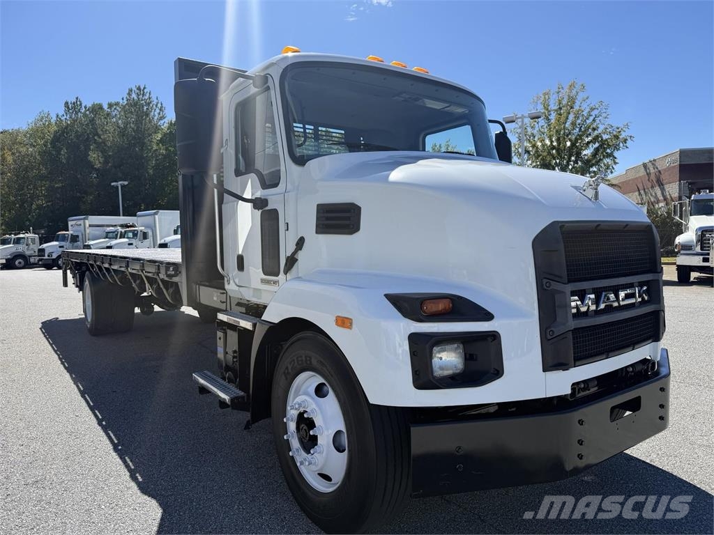 Mack MD6 42R Anders