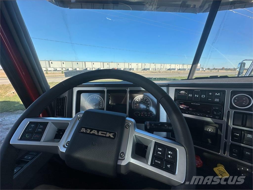 Mack PI64T Camiones tractor
