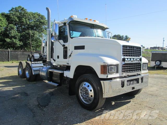 Mack PI64T Tracteur routier