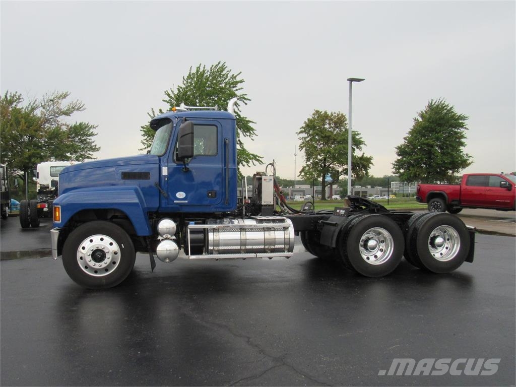Mack PI64T Dragbilar