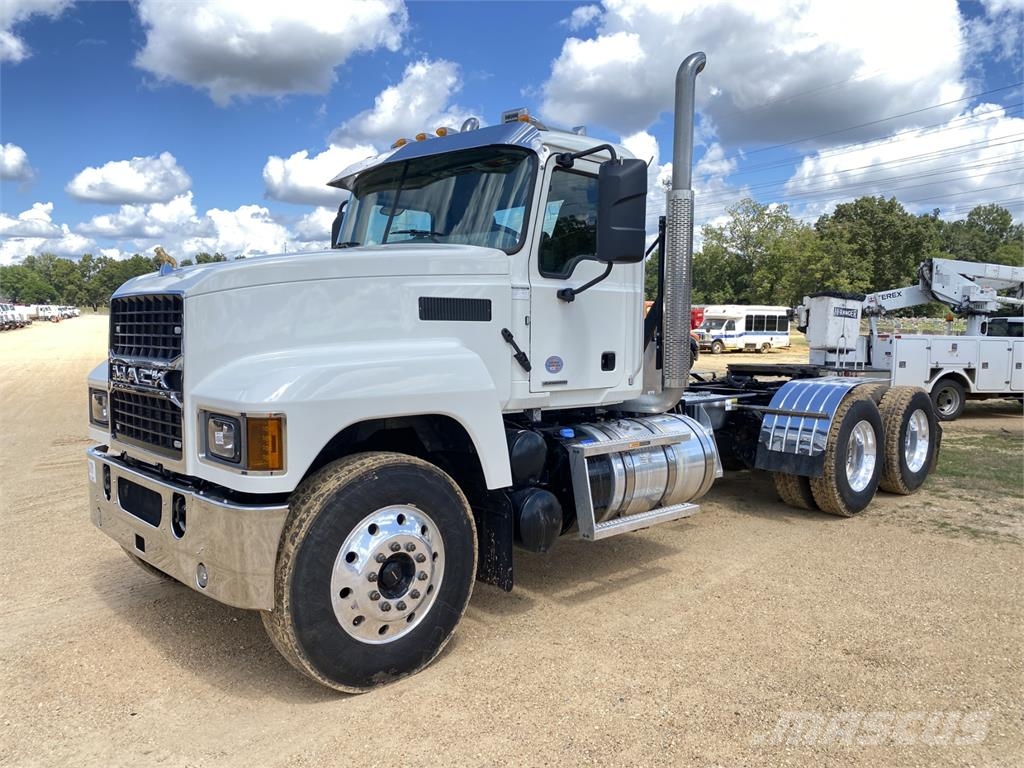 Mack PI64T Влекачи
