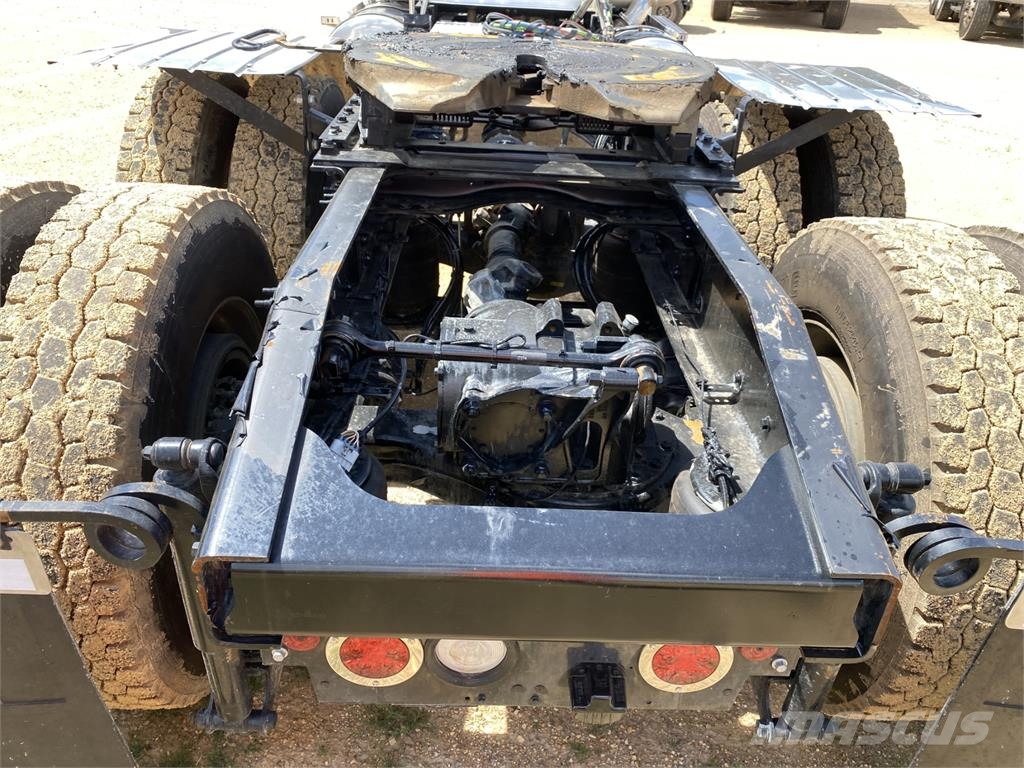 Mack PI64T Влекачи