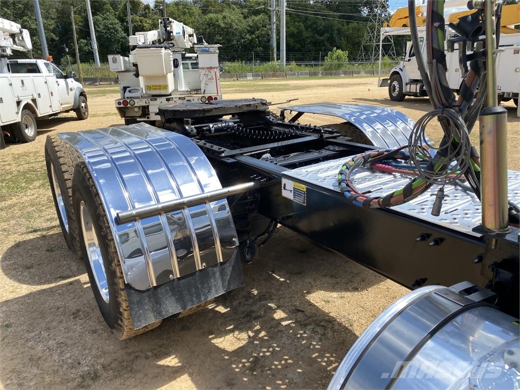 Mack PI64T Влекачи