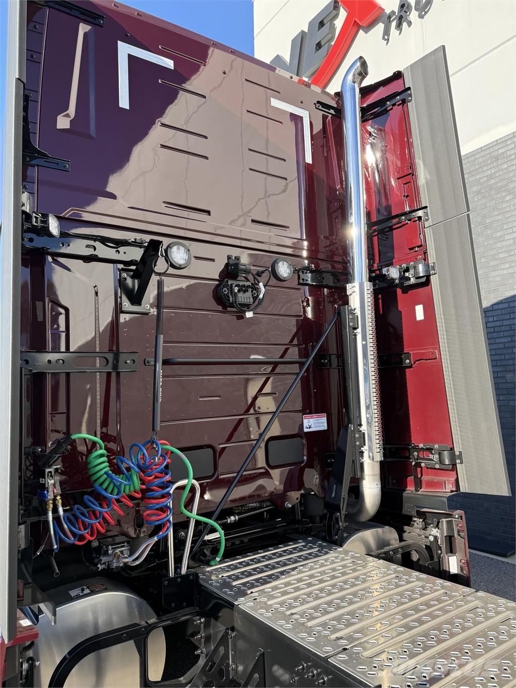 Mack PR64T Truck Tractor Units