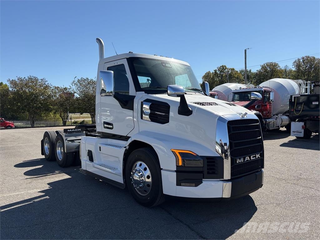 Mack PR64T Truck Tractor Units