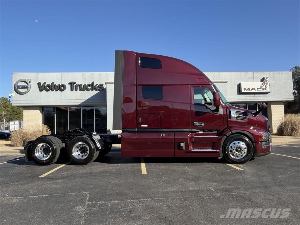 Mack PR64T Truck Tractor Units
