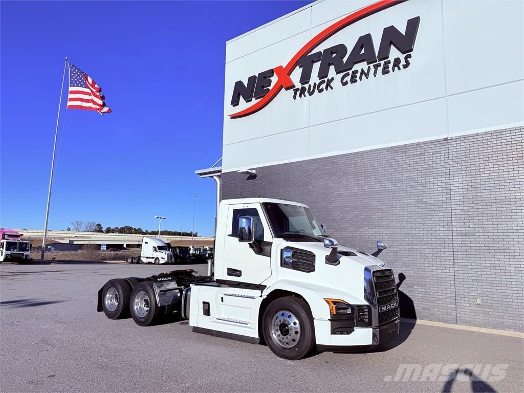 Mack PR64T Truck Tractor Units