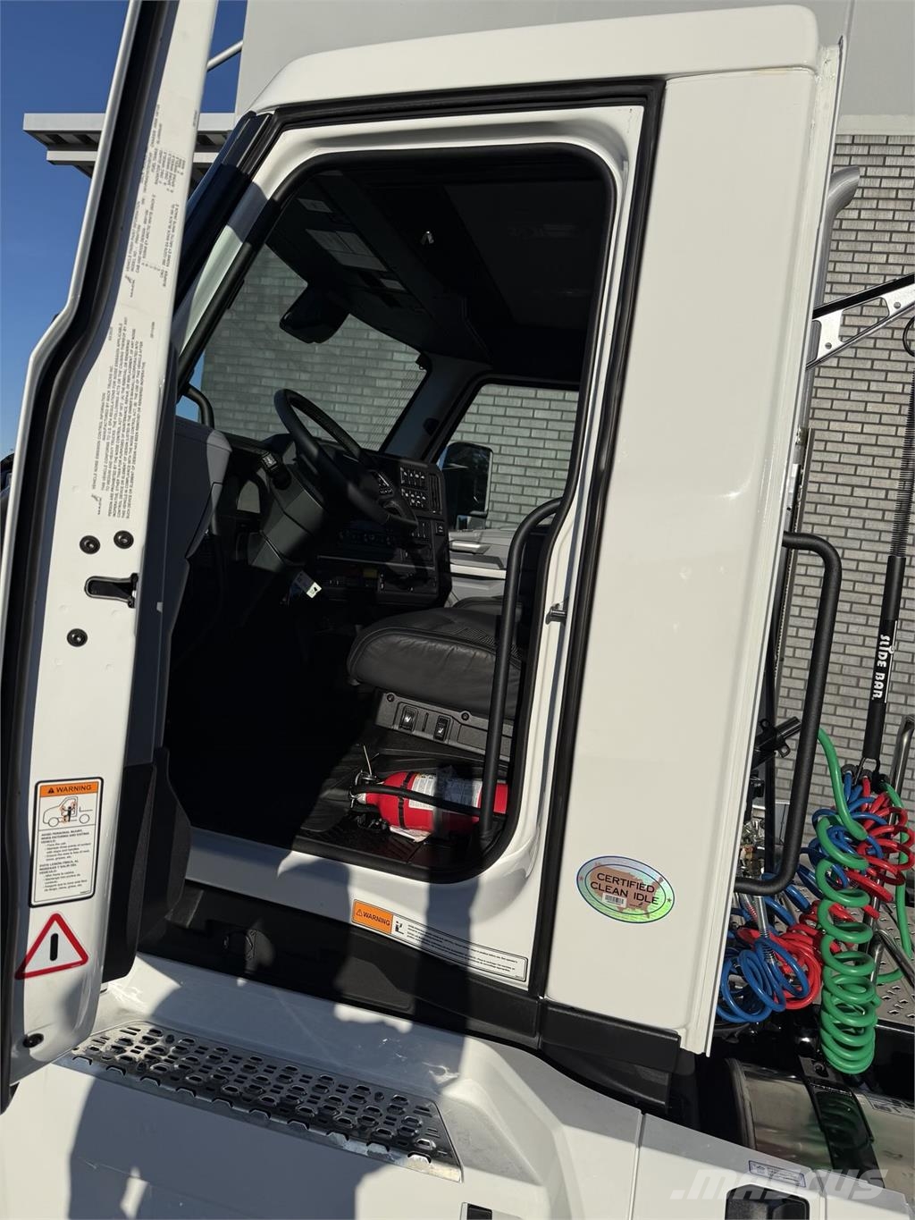 Mack PR64T Truck Tractor Units