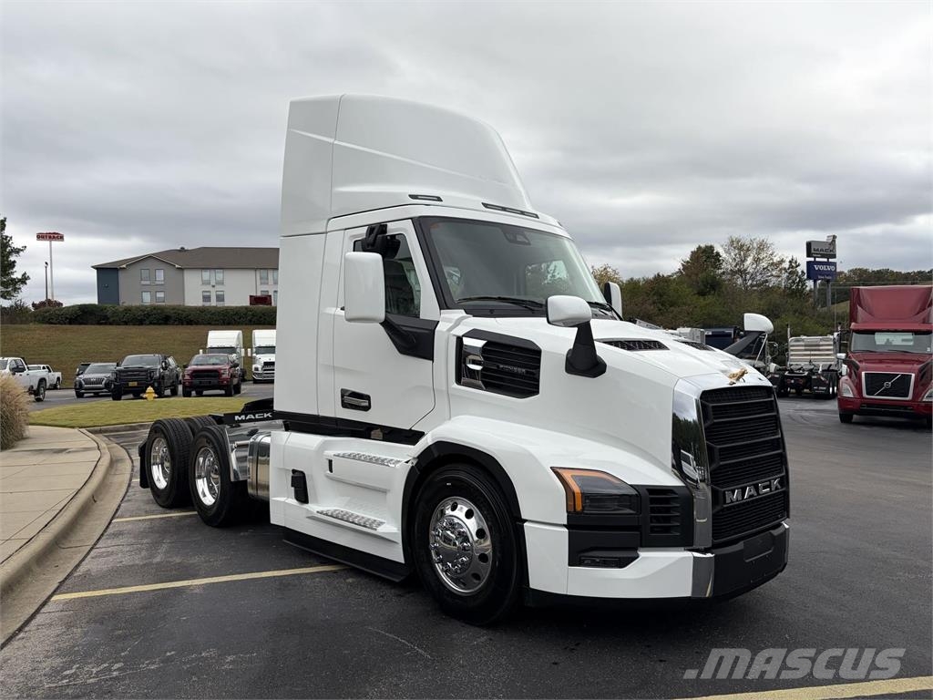 Mack PR64T Truck Tractor Units