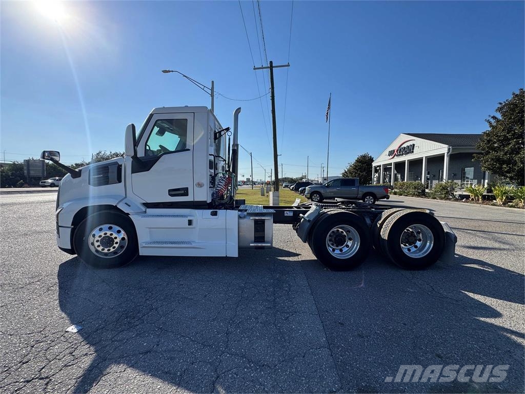 Mack PR64T Truck Tractor Units