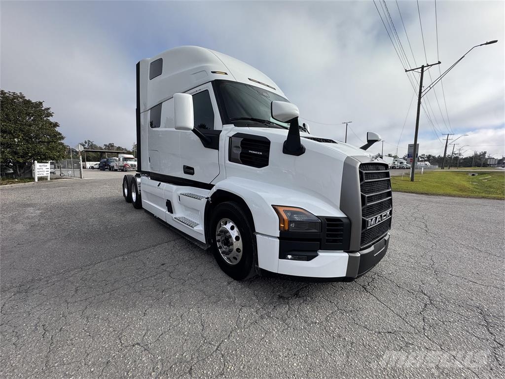 Mack PR64T Truck Tractor Units