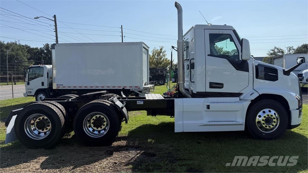 Mack PR64T Truck Tractor Units
