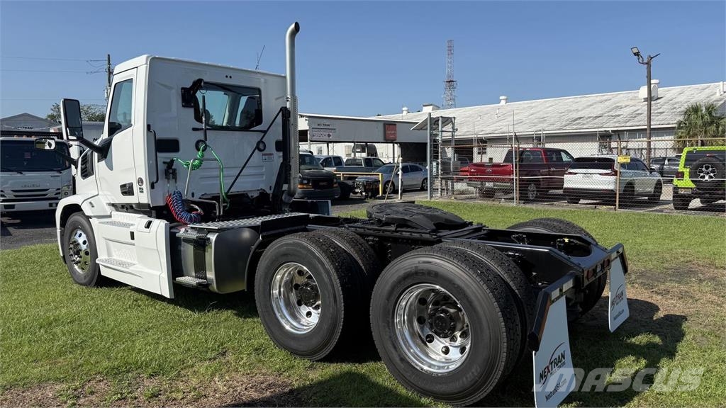 Mack PR64T Truck Tractor Units
