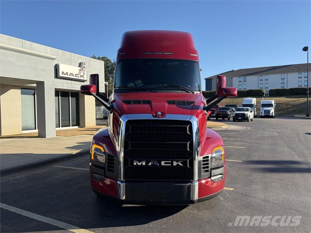 Mack PR64T Truck Tractor Units
