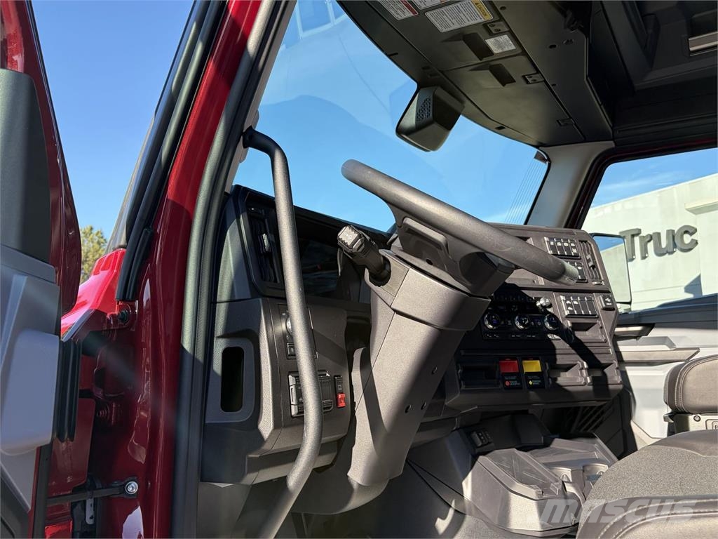 Mack PR64T Truck Tractor Units