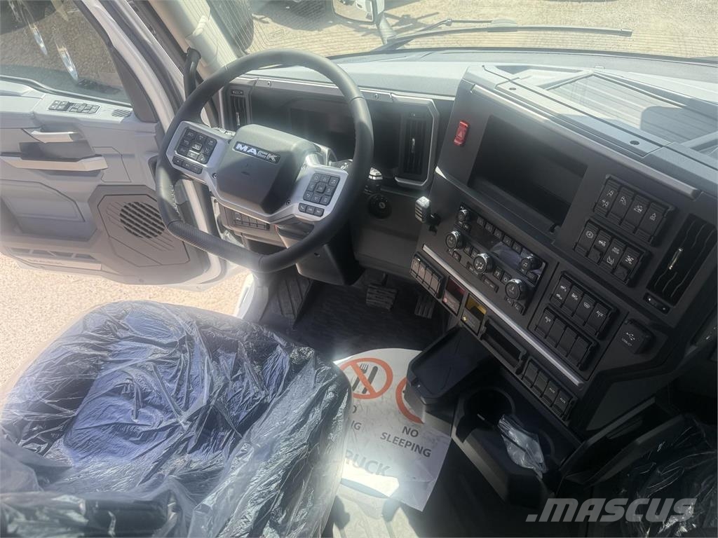 Mack PR64T 曳引機組件
