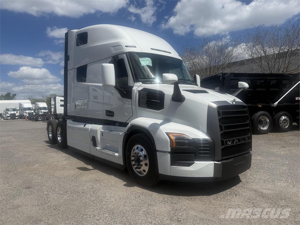 Mack PR64T 曳引機組件