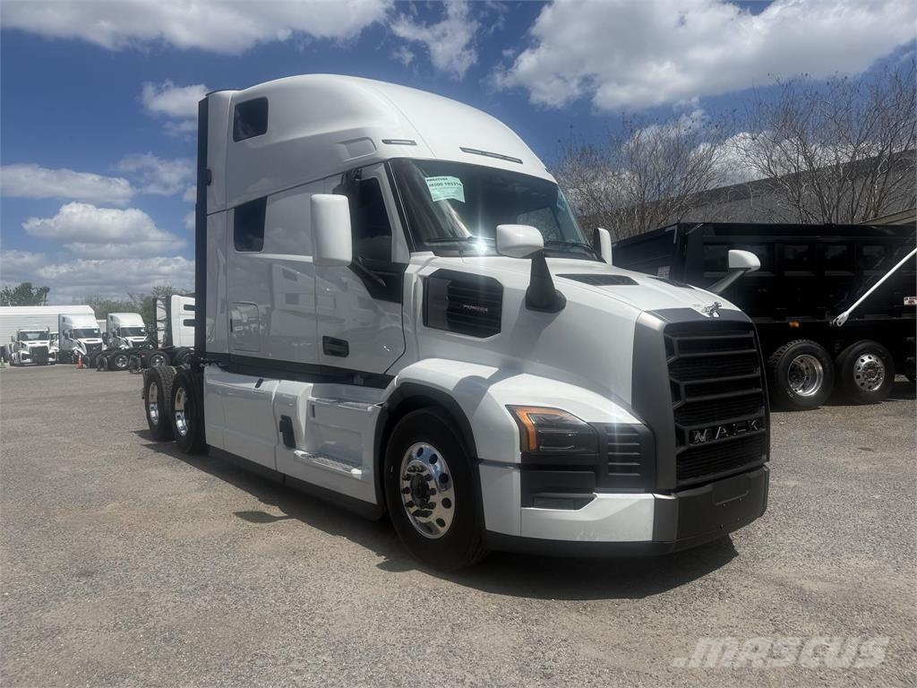 Mack PR64T 曳引機組件