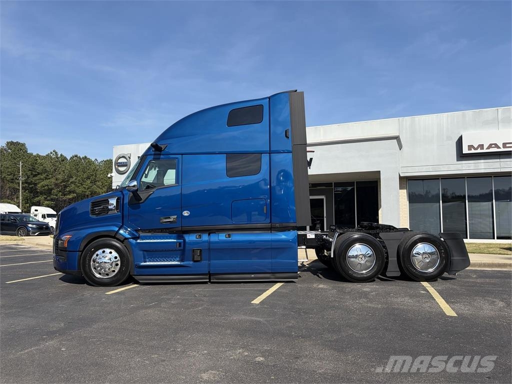 Mack PR64T Truck Tractor Units