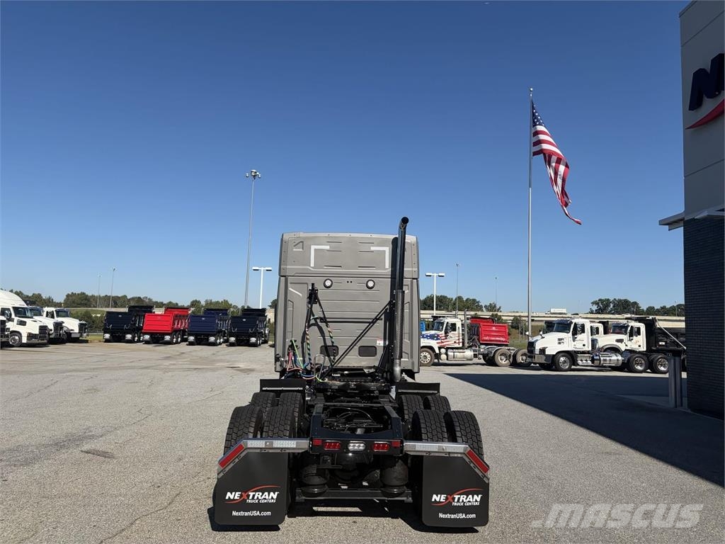Mack PR64T 中古トラクターヘッド | トレーラーヘッド