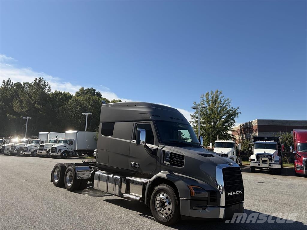 Mack PR64T 中古トラクターヘッド | トレーラーヘッド