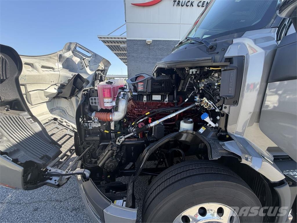 Mack PR64T 中古トラクターヘッド | トレーラーヘッド